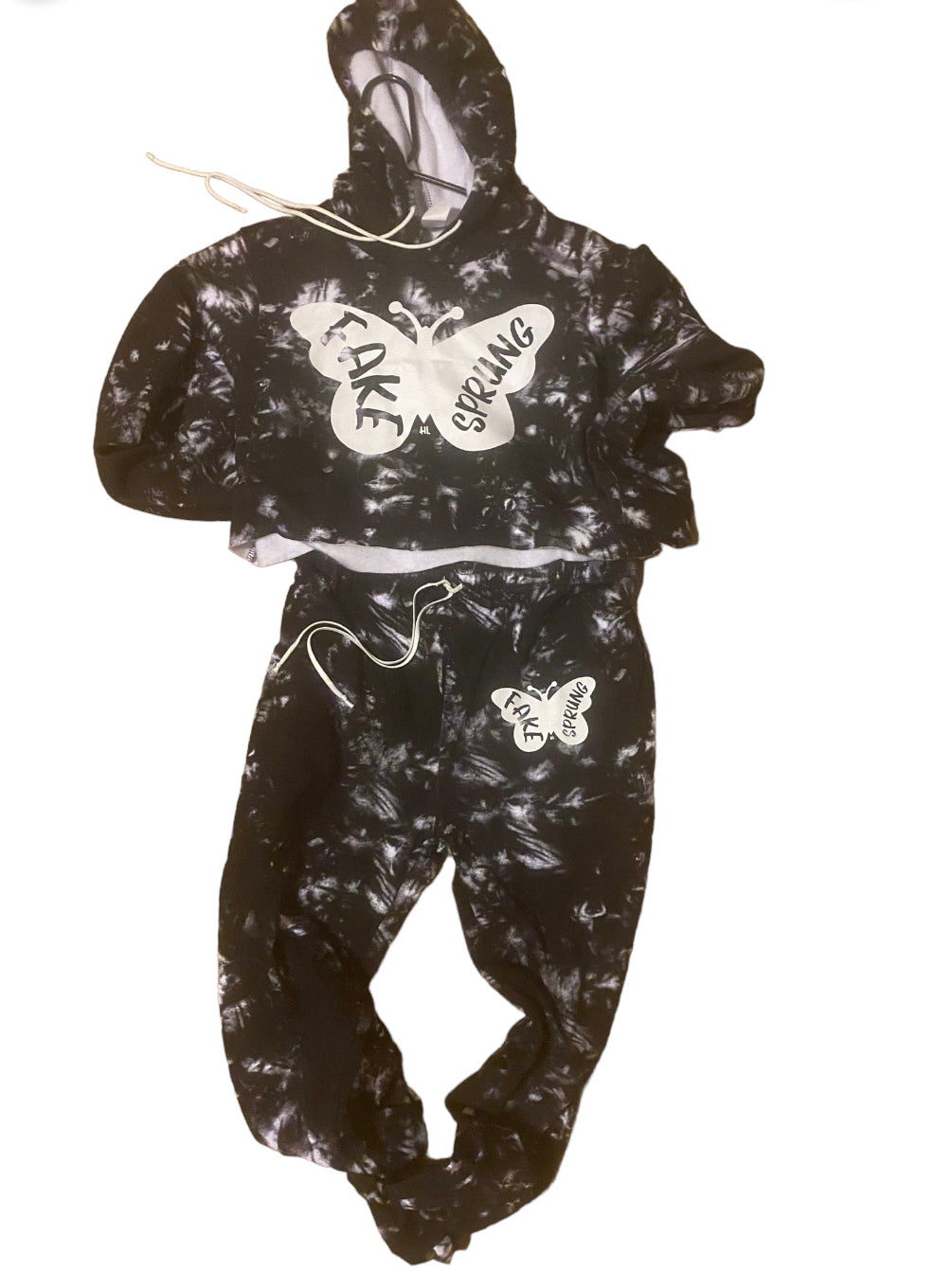 Black and white crop top jogger set