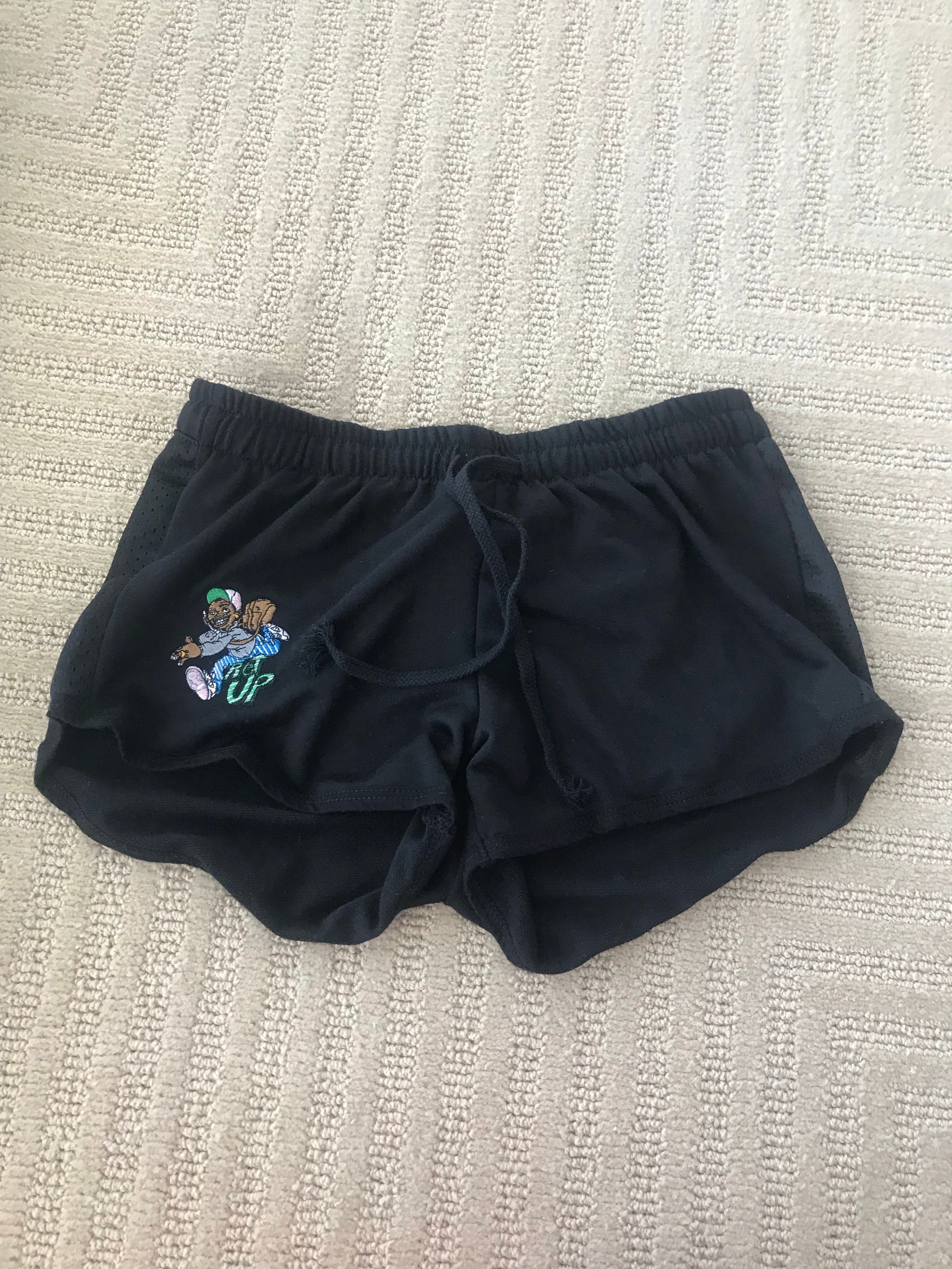 Re’up. Women shorts